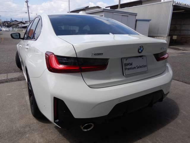 320d xDrive Berline RHD