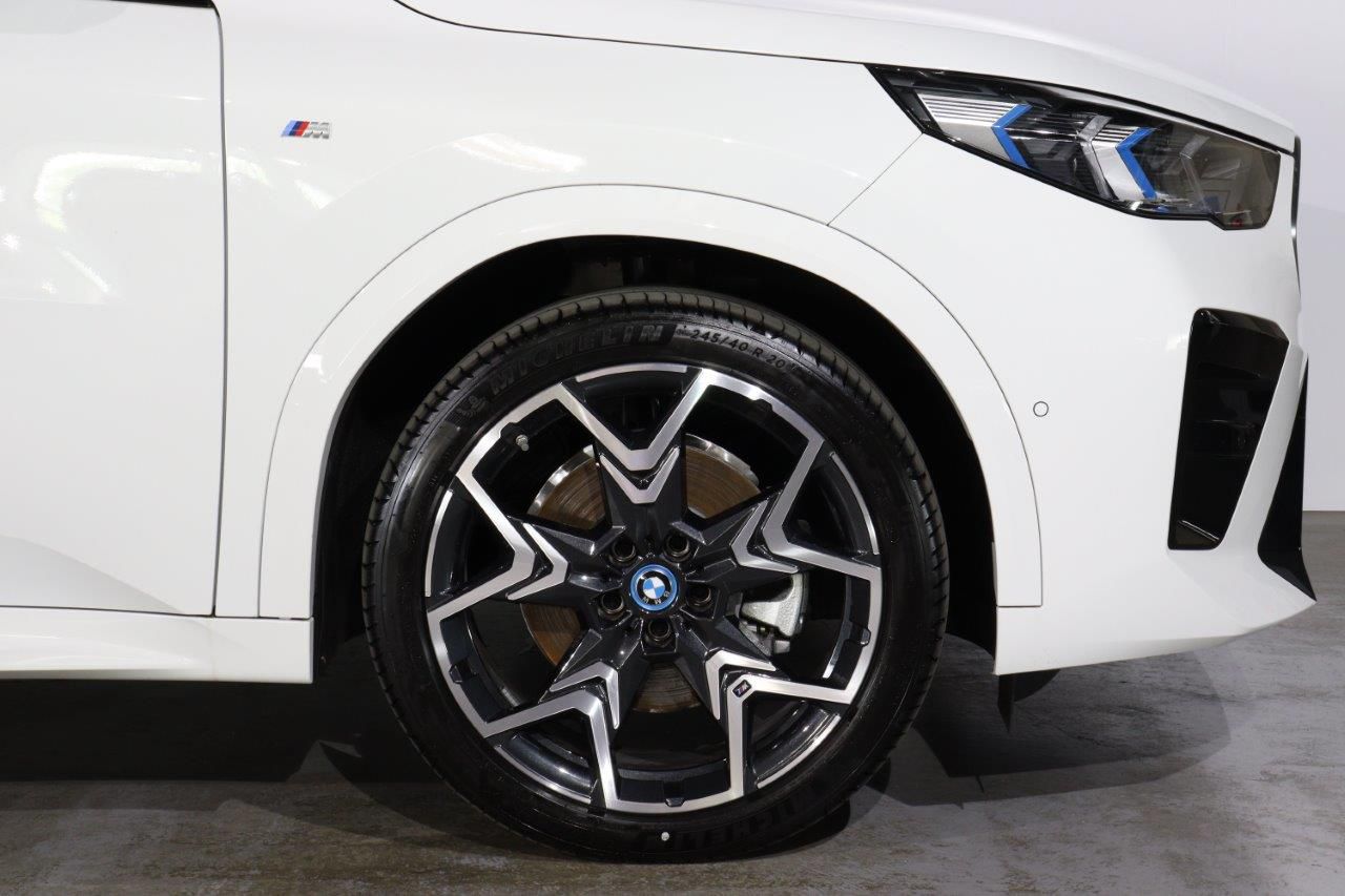 iX2 xDrive30 MSP