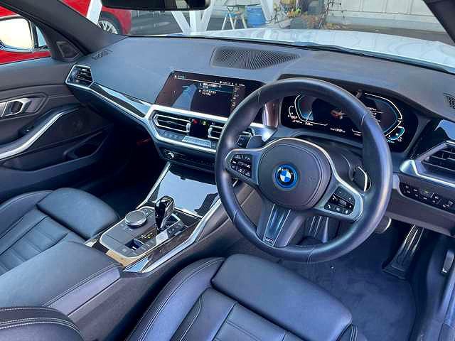 G20 330e Saloon RHD MX