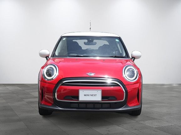 MINI Cooper F56 RHD
