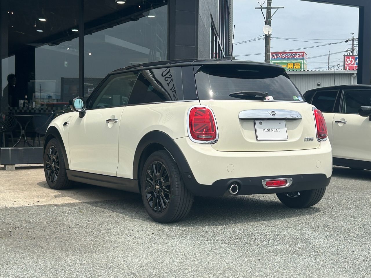 F56 MINI Cooper 3-Door Hatch LCI