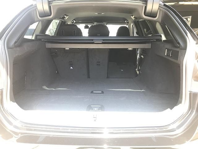 318i Touring RHD