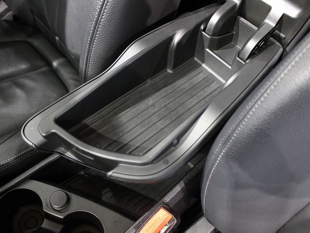 218D GRAN TOURER RHD