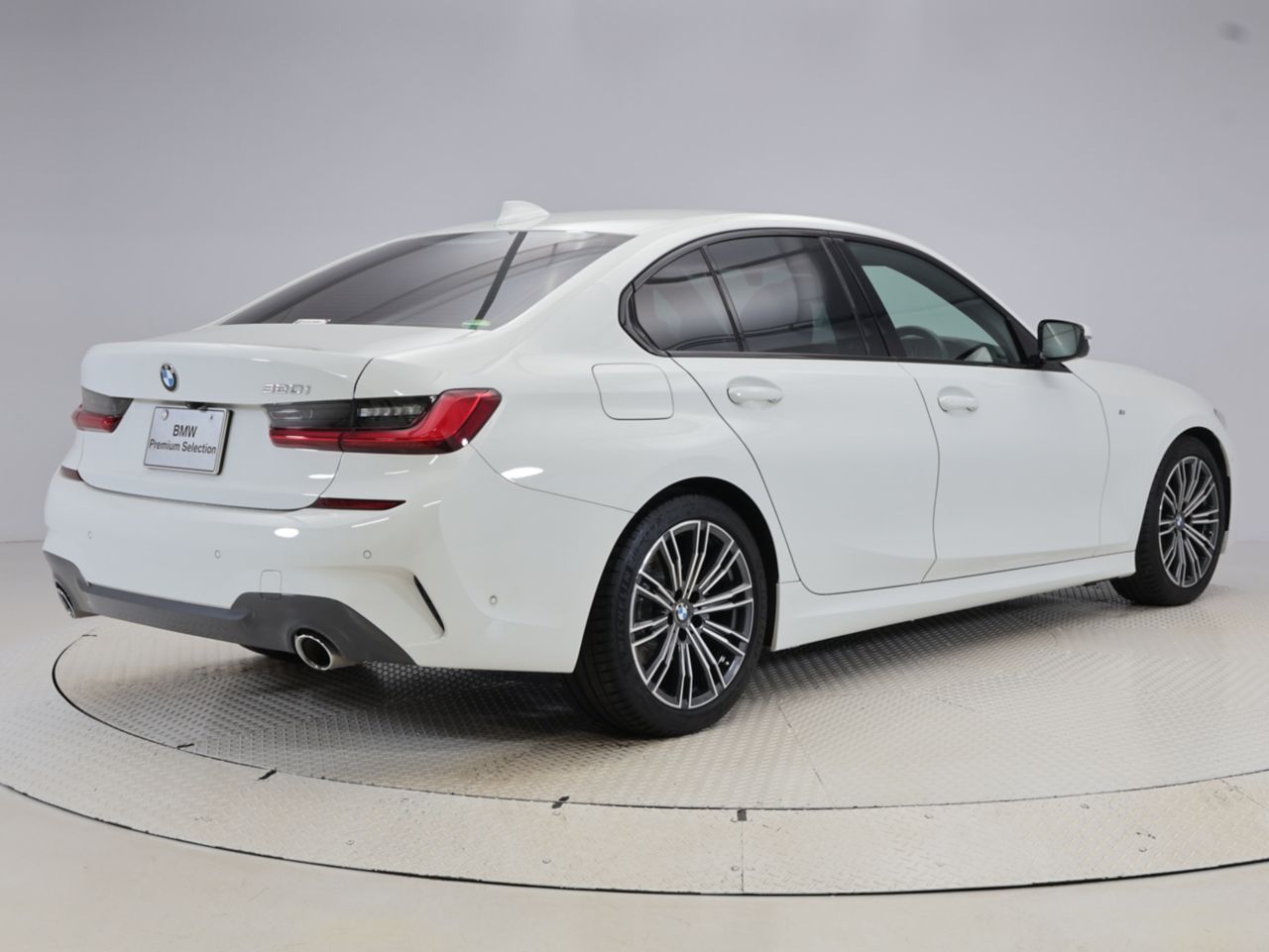 G20 320i Saloon RHD MX