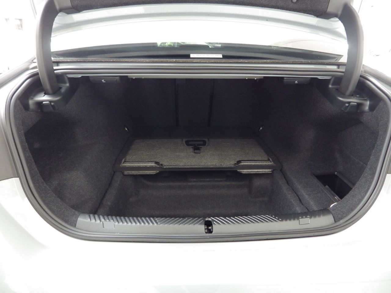 BMW i5 eDrive40 Sedan RHD