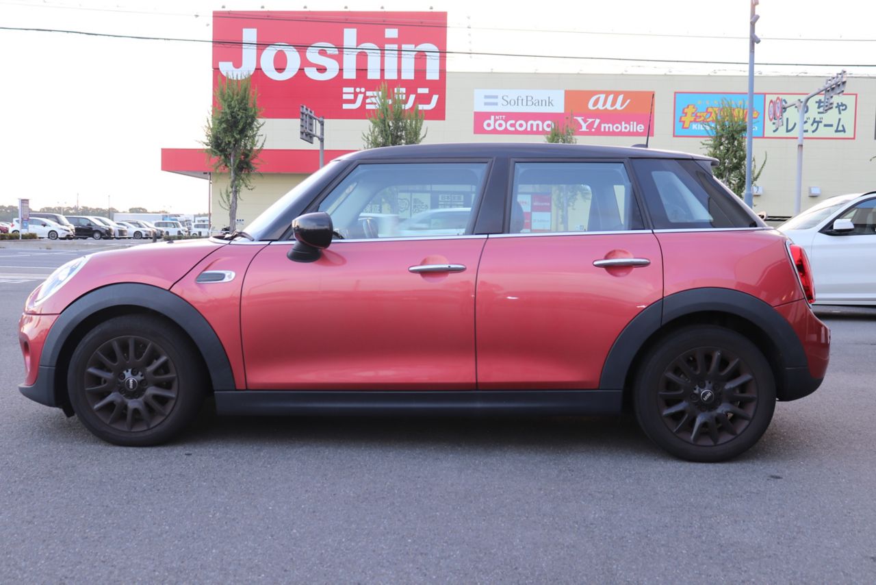 F55 MINI Cooper 5-Door Hatch LCI