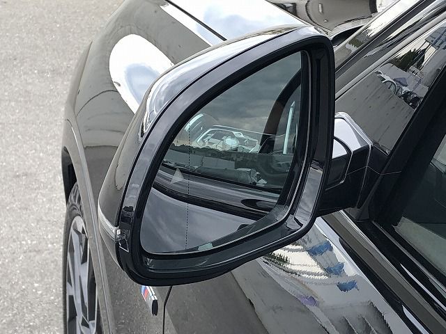 X7 xDrive40d RHD US