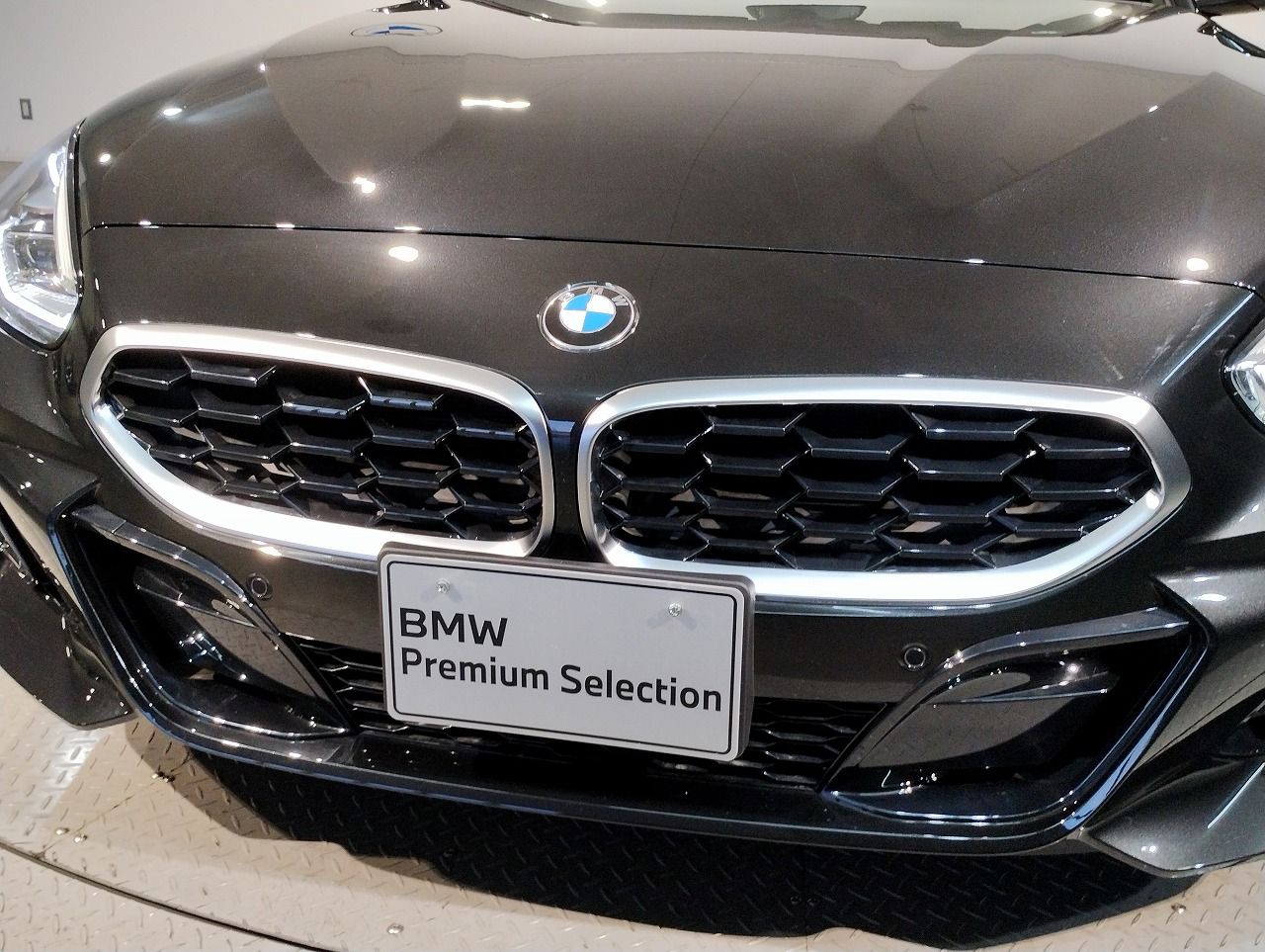 G29 z4 sDrive20i RHD