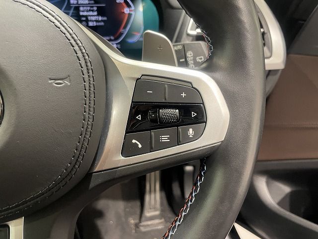 G01 X3 M40d RHD LCI