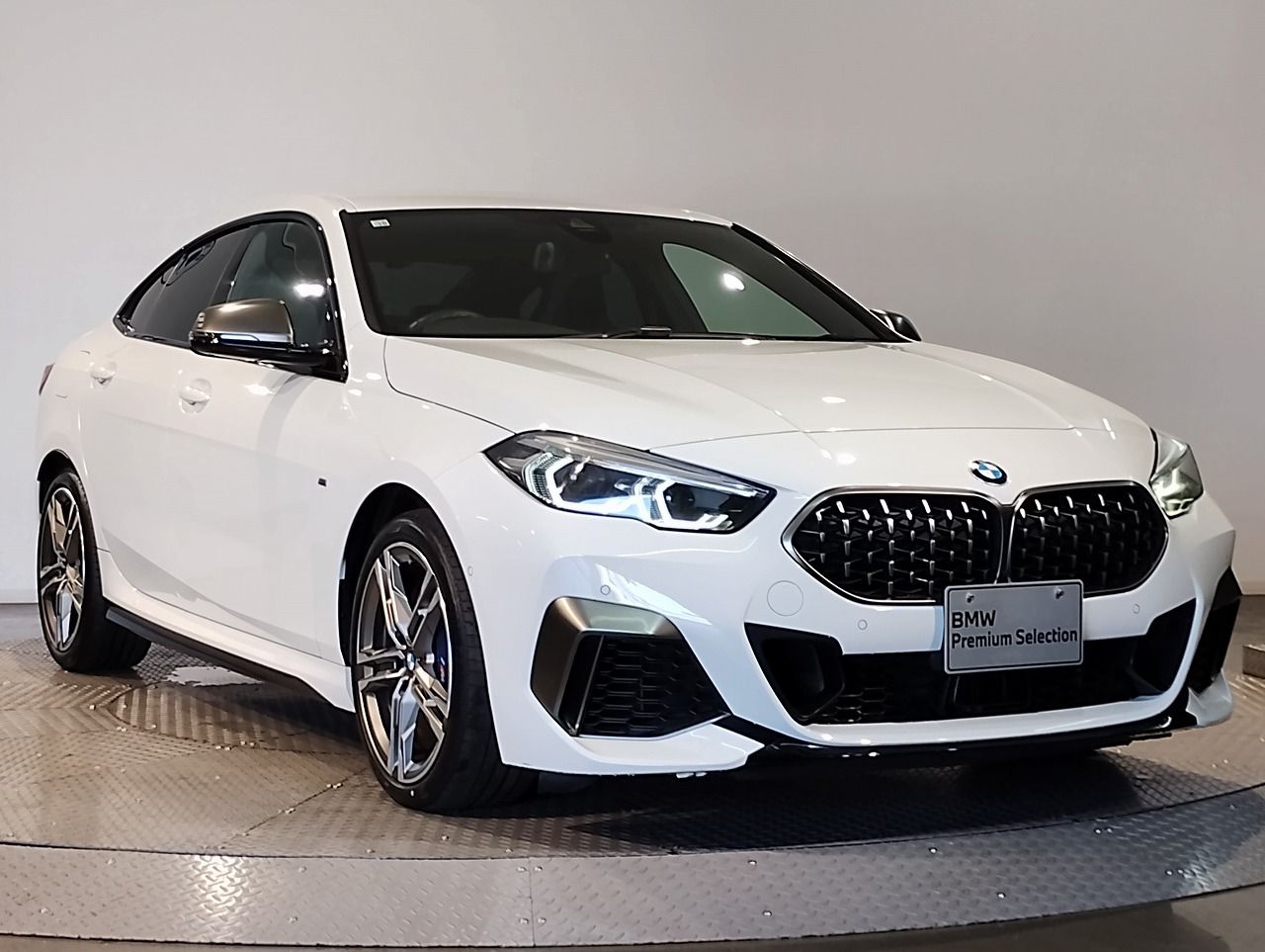 F4* **35i xDrive **** ***** B48 2.0i