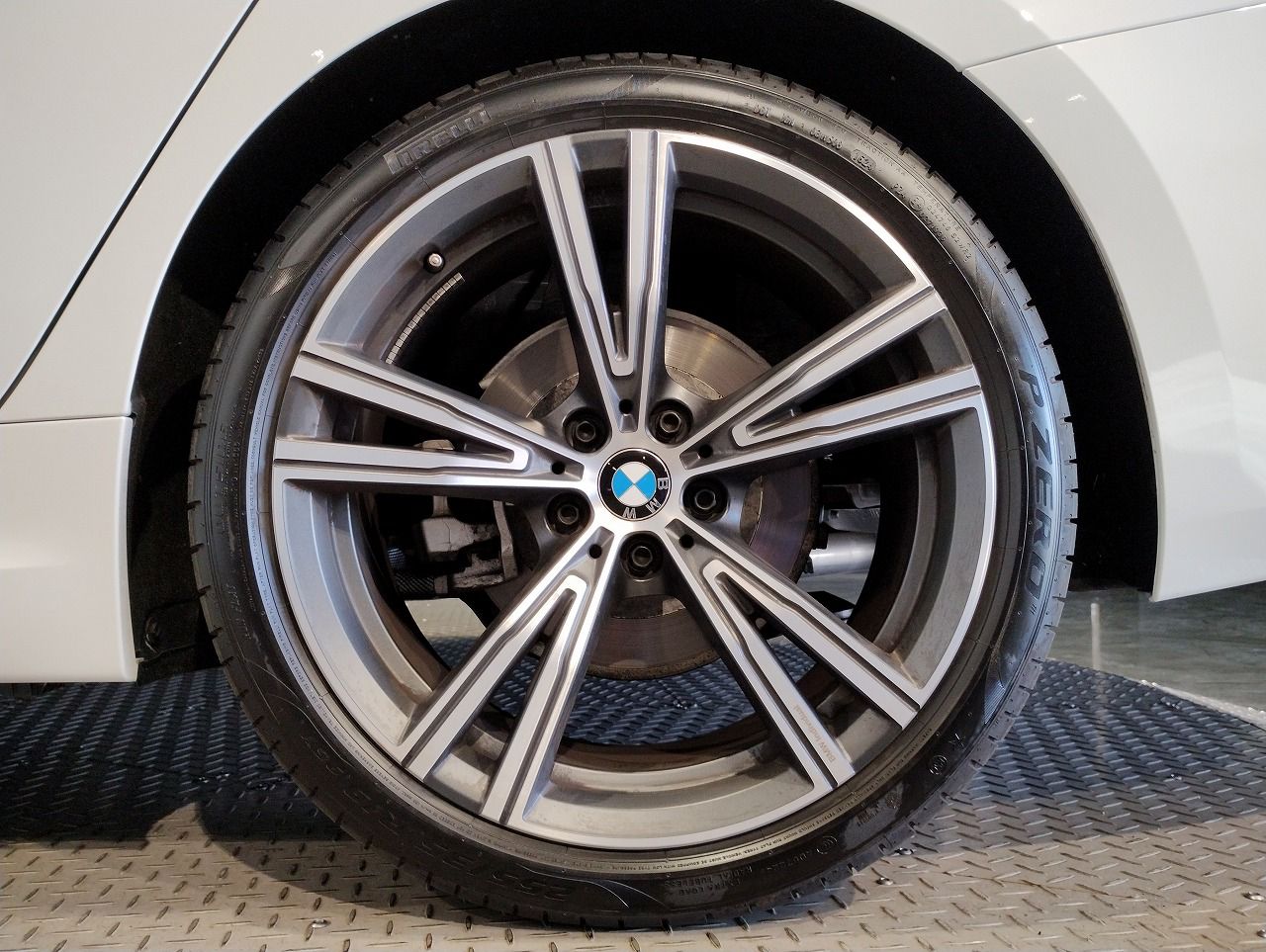 320d xDrive Berline RHD