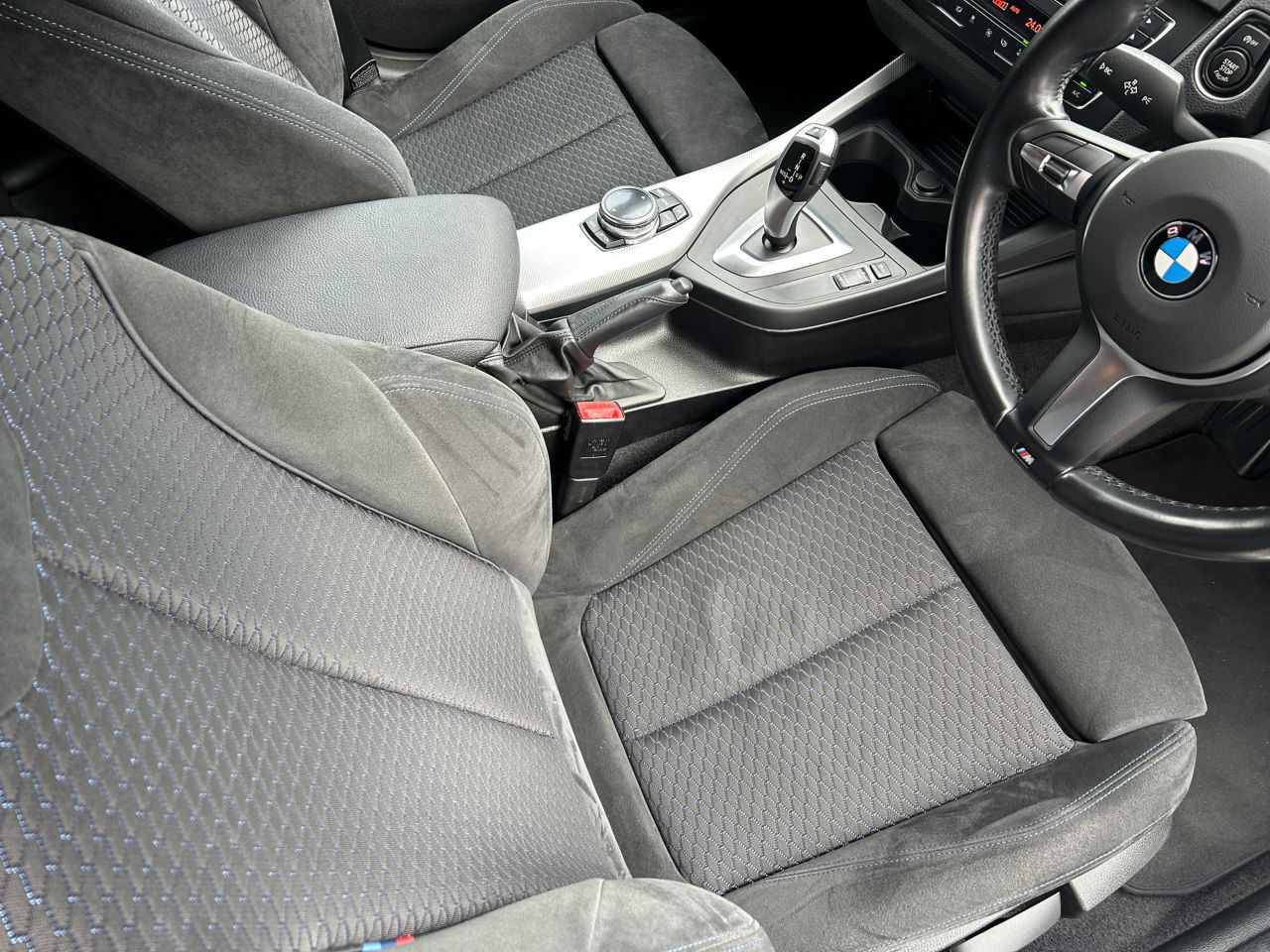 116I 5DOOR RHD