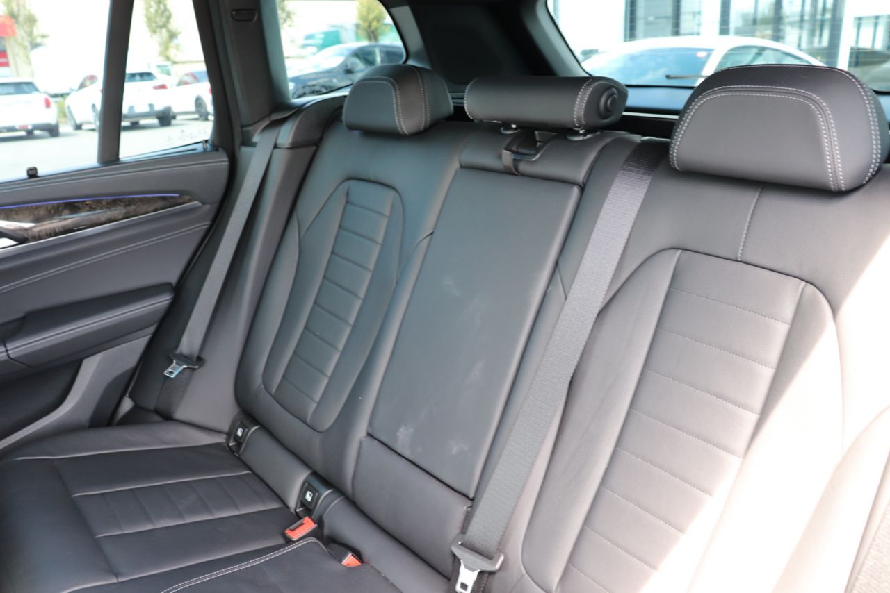 X3 M40d RHD ZA
