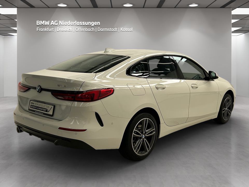 BMW 218