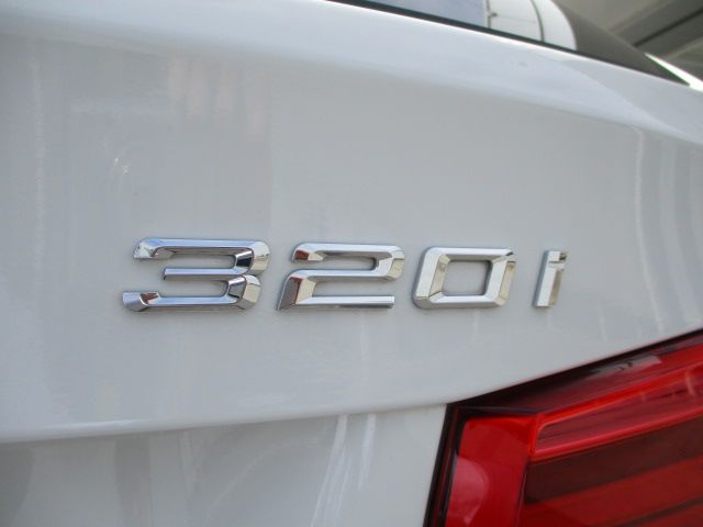 320I TOURING RHD