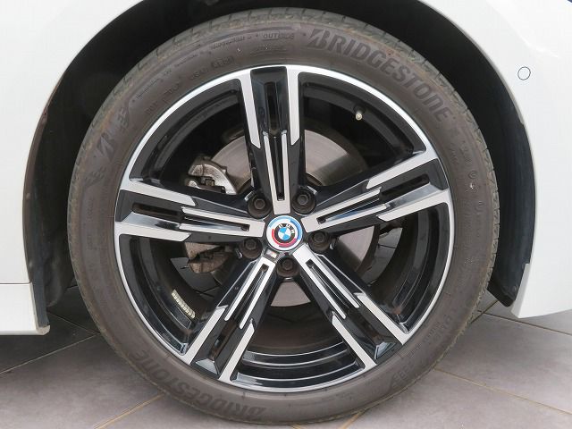 320d xDrive Berline RHD