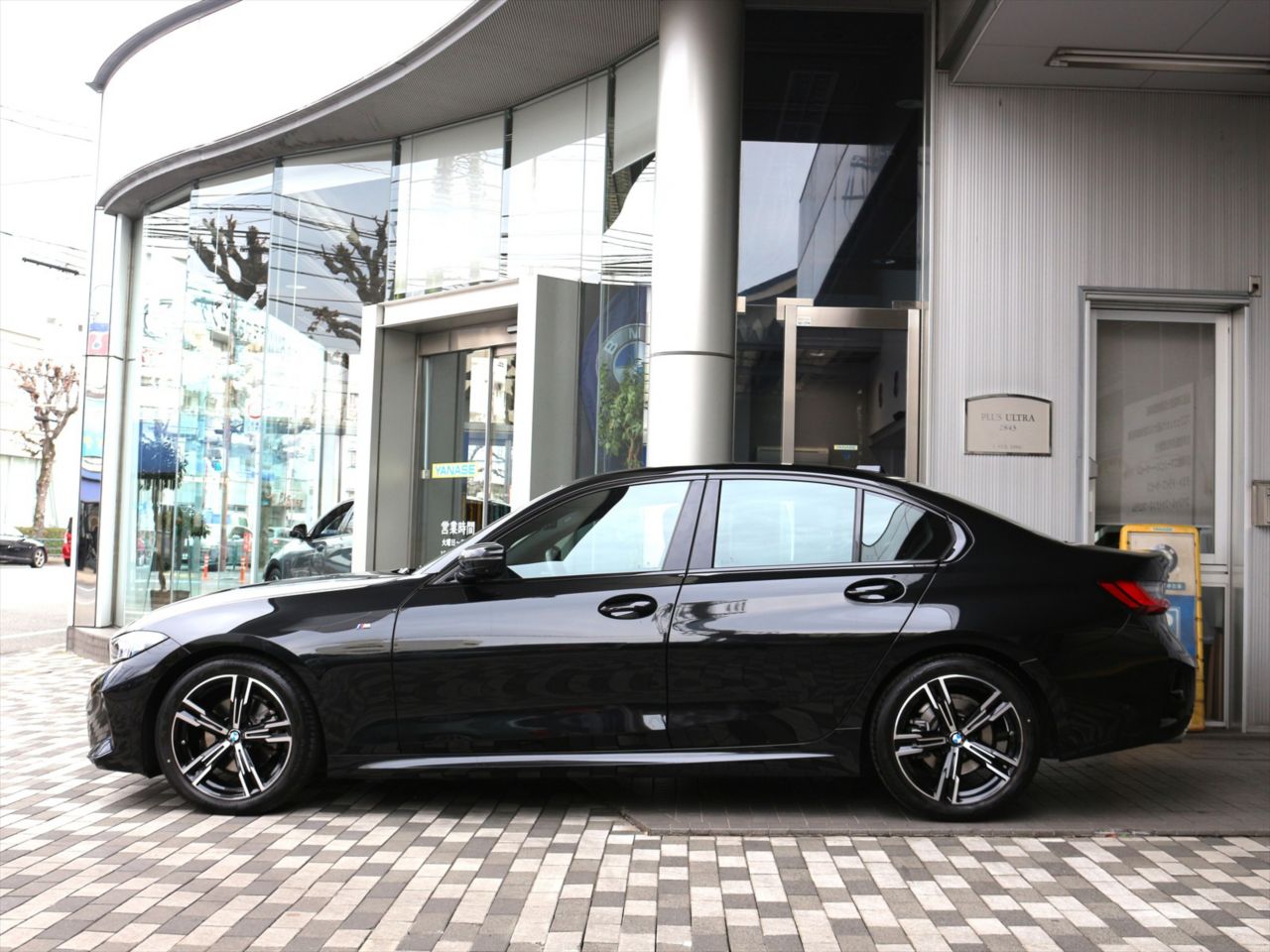 320d xDrive Berline RHD