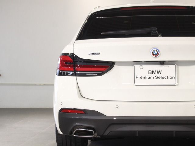 520d xDrive Touring RHD