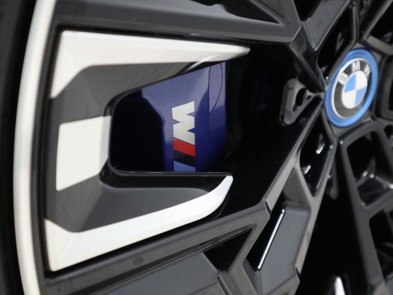 BMW i5 M60 xDrive Sedan RHD