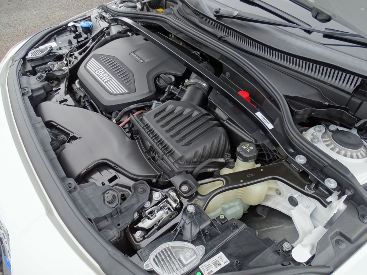 F40 118d Sports Hatch 5-door B47 2.0d