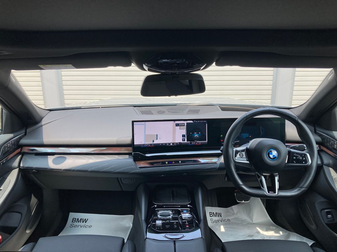 BMW i5 eDrive40 Sedan RHD