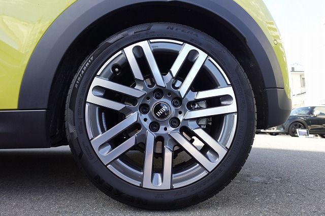 F66 MINI Cooper C 3Dr