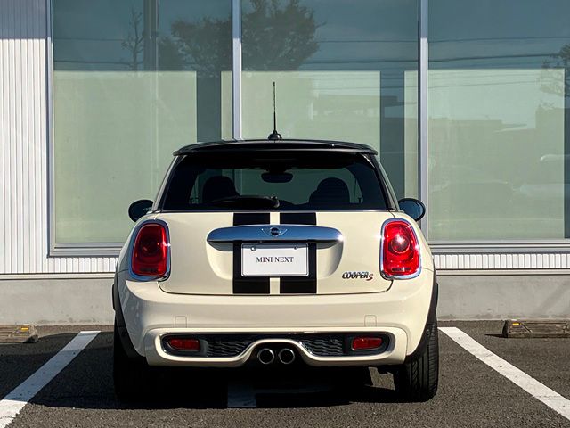 F56 MINI COOPER S