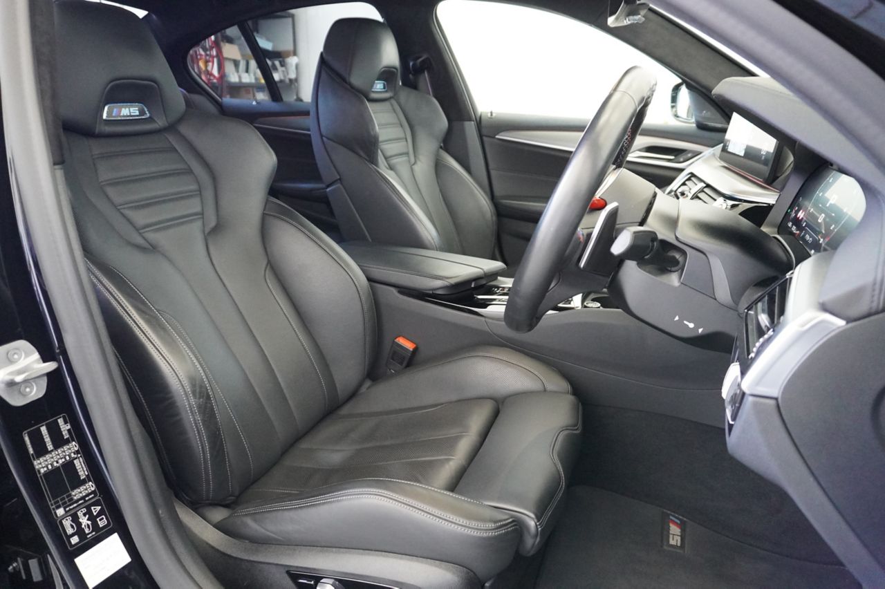 M5 Sedan RHD