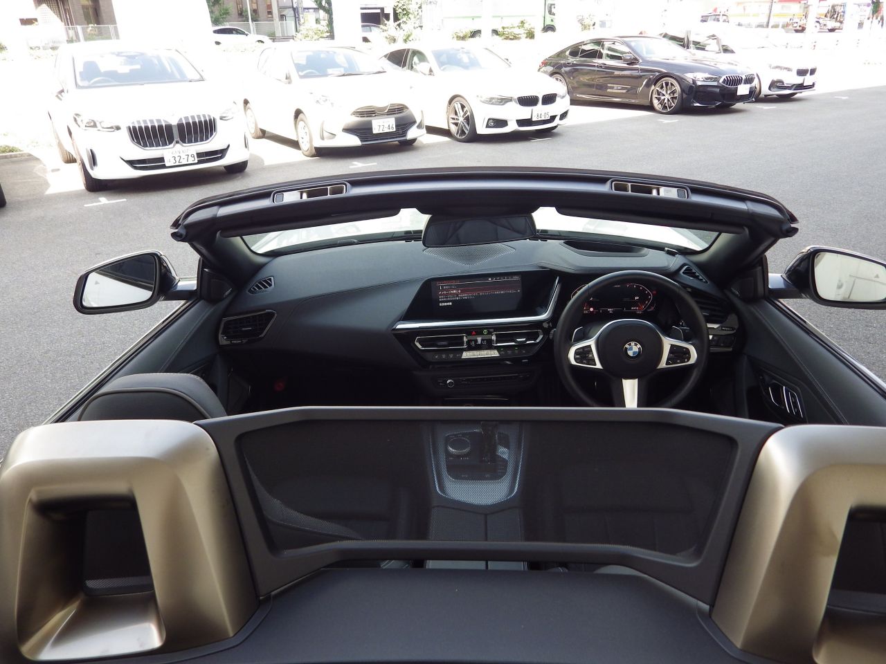 G29 Z4 M40i RHD
