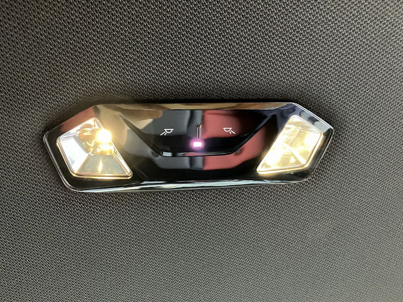 X2 M35i xDrive RHD