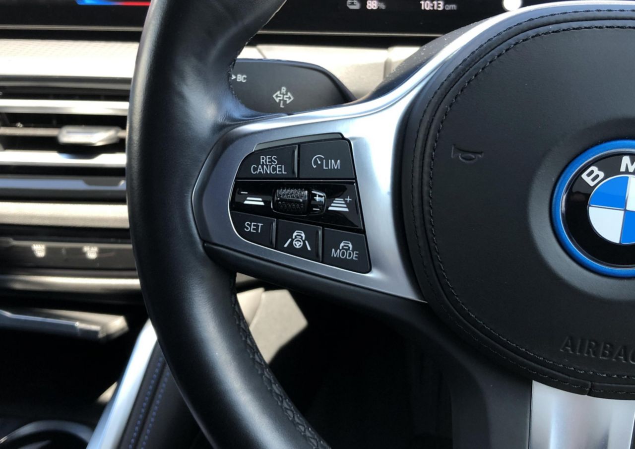 G26 i4 eDrive35 RHD