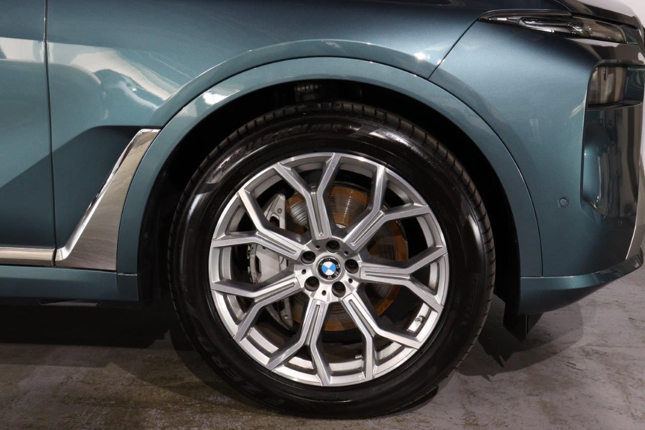 X7 xDrive40d RHD US