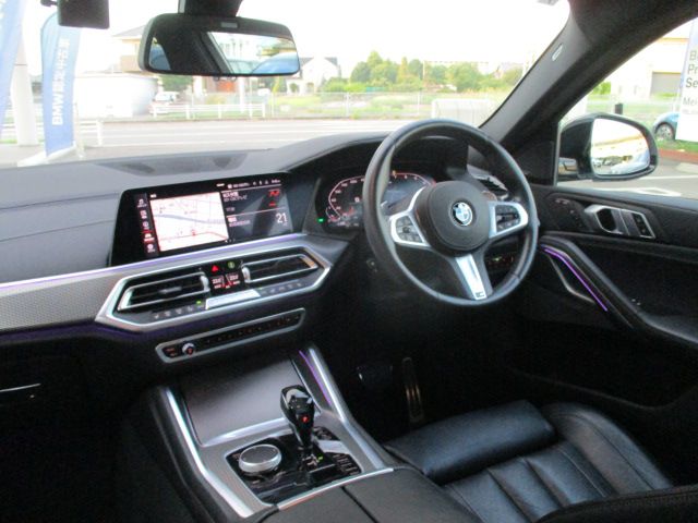 X* M50i RHD