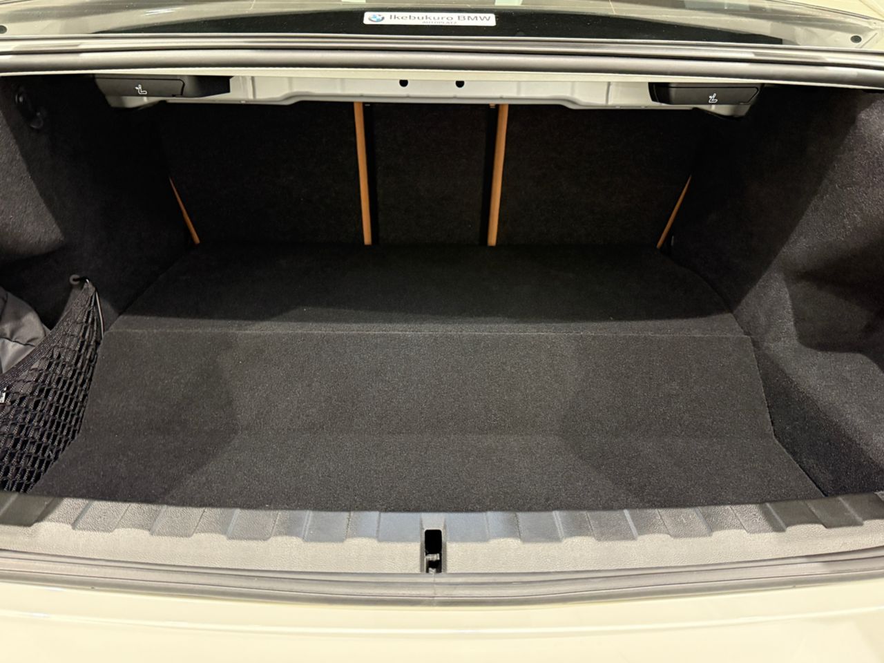 G20 330e Saloon RHD MX