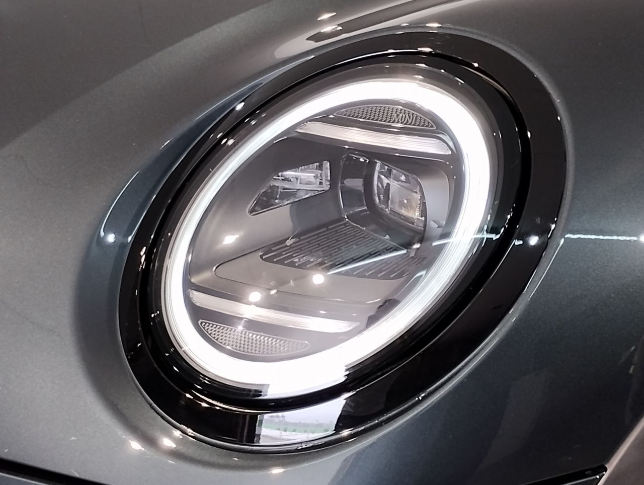 F66 MINI Cooper C 3Dr