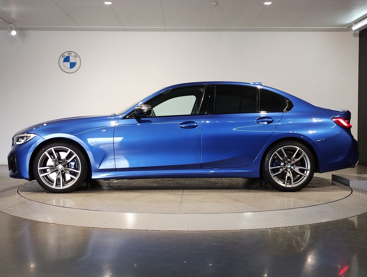 G20 M340i xDrive Saloon RHD