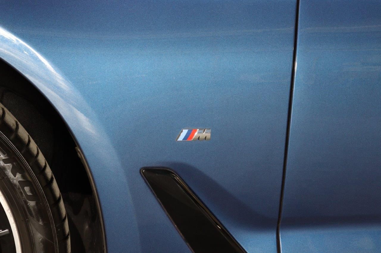 520d xDrive Sedan RHD