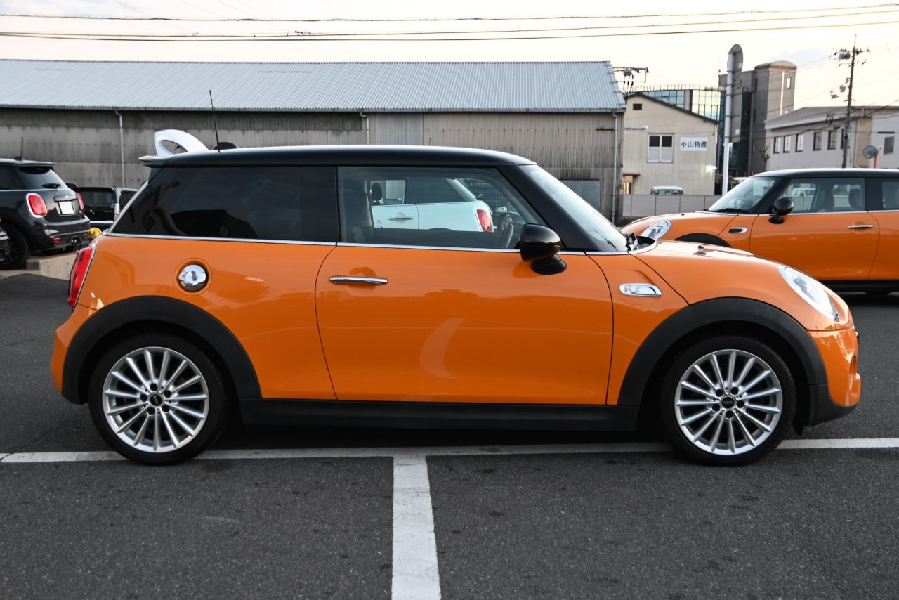 F56 MINI COOPER S
