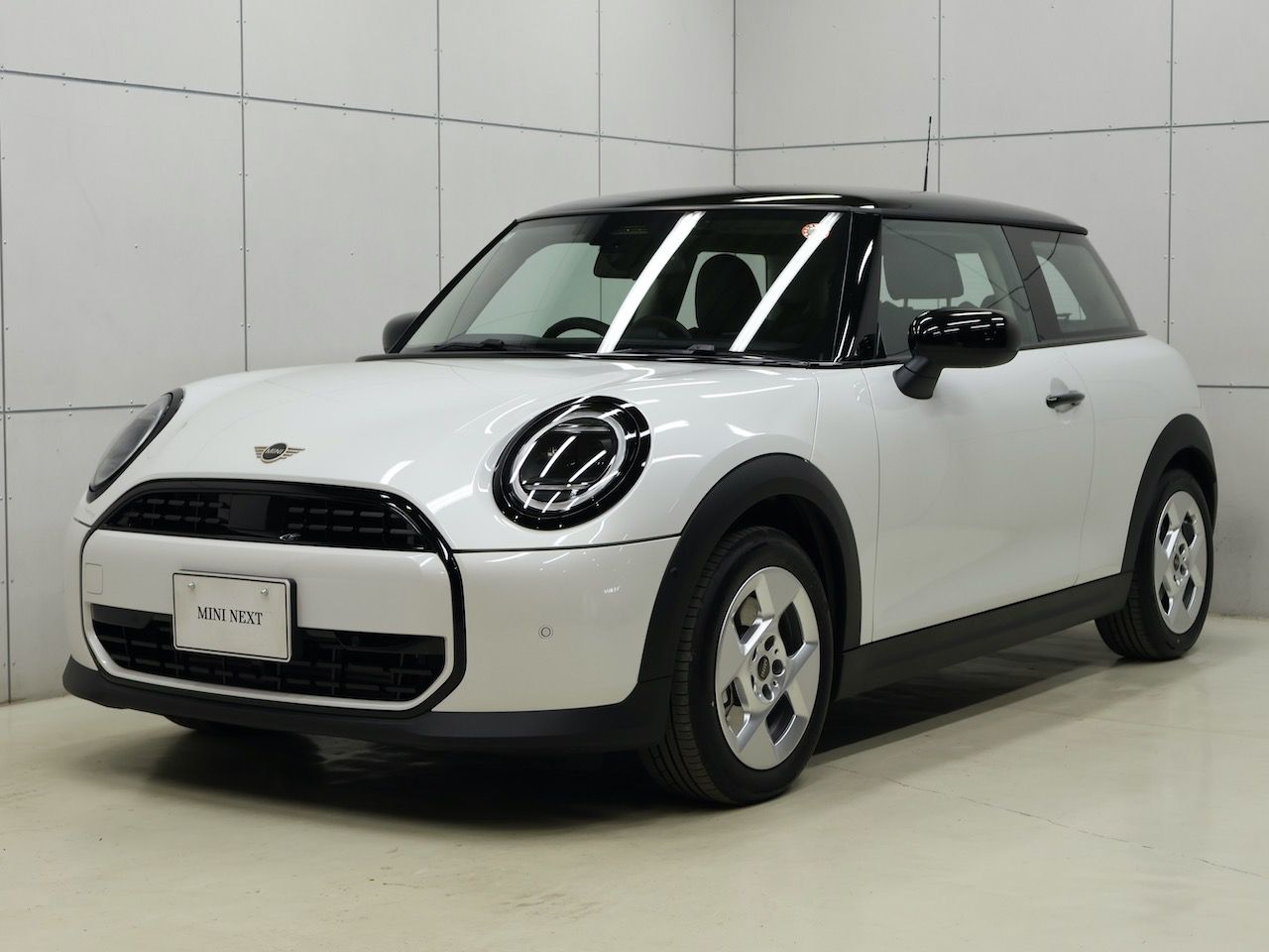 F66 MINI Cooper C 3Dr
