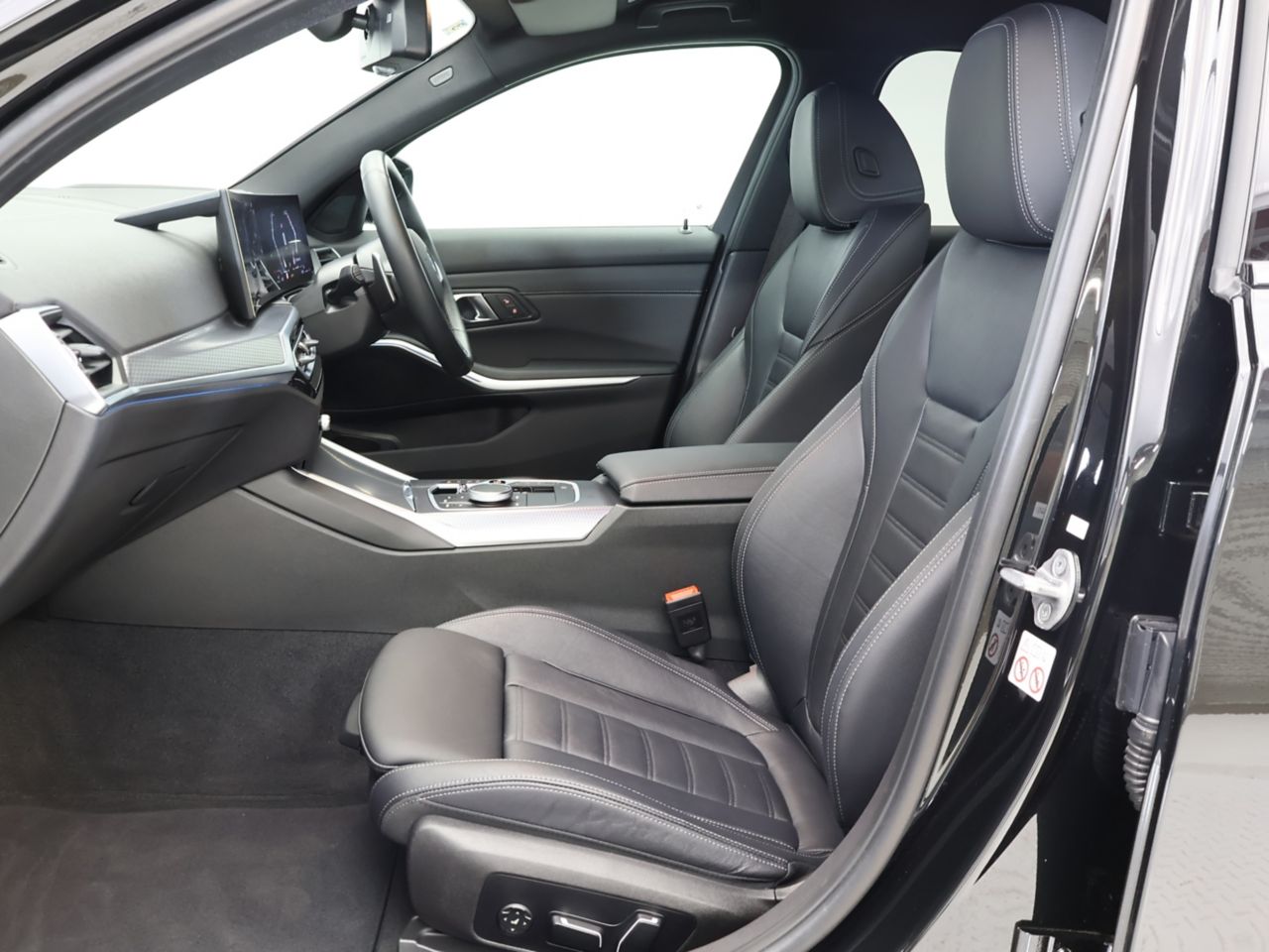 G20 320i Saloon LCI RHD MX