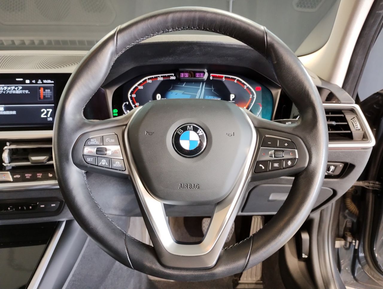 G20 320d xDrive RHD Saloon