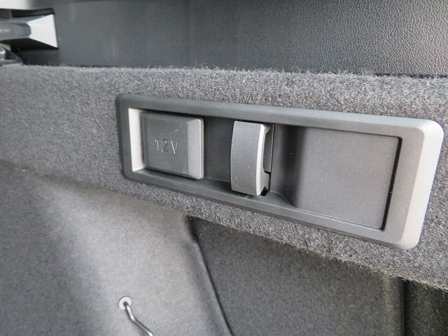 X3 M50 US
