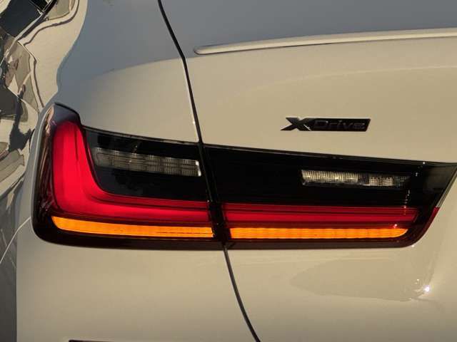 G20 M340i xDrive Saloon RHD