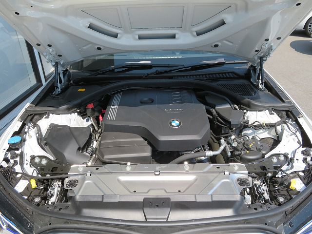 G21 320i Touring LCI RHD