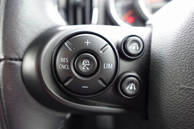 MINI CROSSOVER COOPER D ALL4