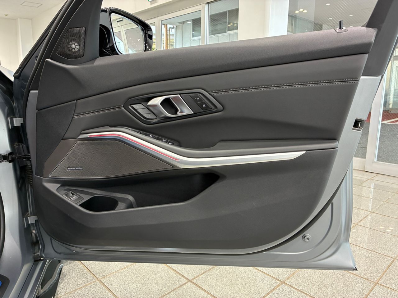 G** M* C********** * x***** T******