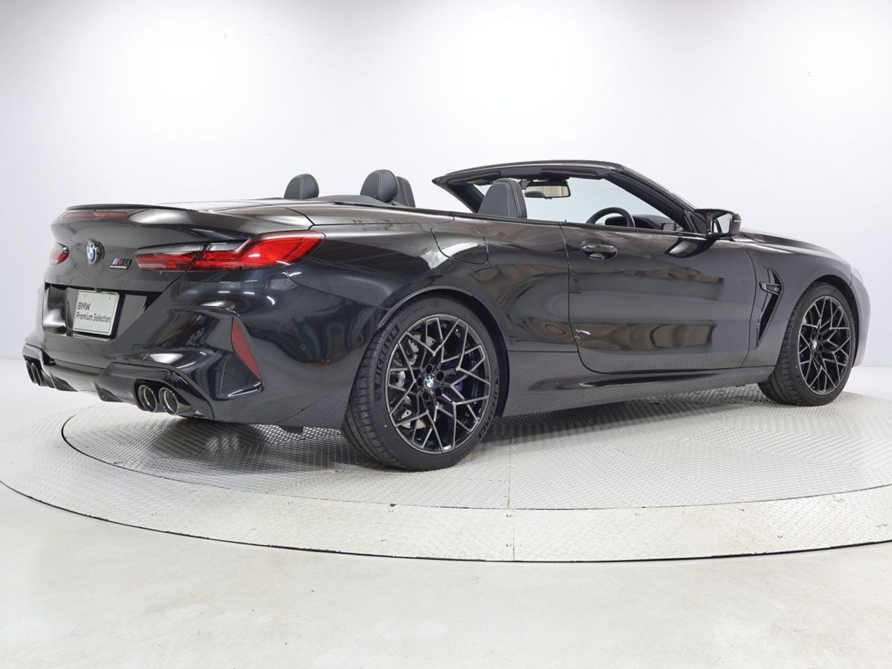 F91 M8 Competition Convertible S63 4.4i