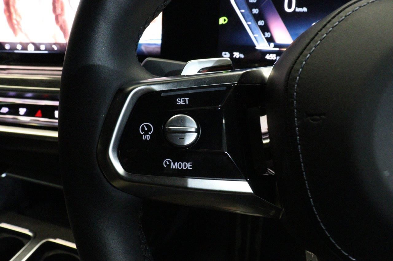 BMW i7 eDrive50 Sedan RHD
