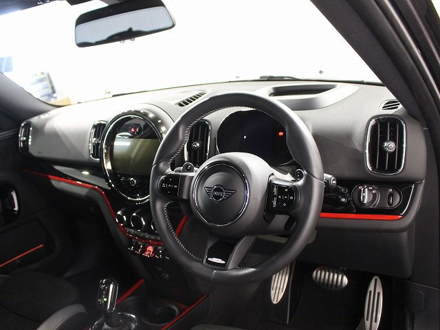 MINI John Cooper Works ALL4 Countryman RHD