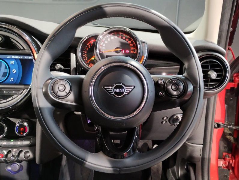 F55 MINI Cooper 5-Door Hatch LCI